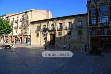 Palacio de los Condes de Toreno (Oviedo). Palacio de los Condes de Toreno