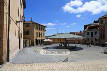 Conjunto de la Plaza del Paraguas
