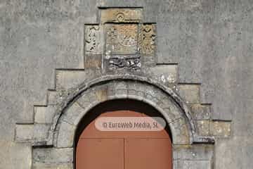 Iglesia románica de Santa María de Junco