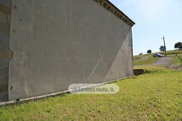 Iglesia románica de Santa María de Junco