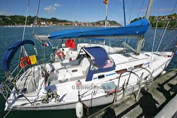 Puerto de Ribadesella. Puerto deportivo de Ribadesella