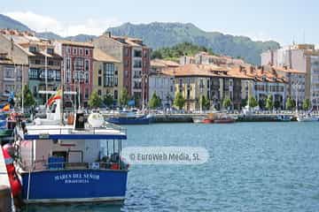 Puerto de Ribadesella. Puerto deportivo de Ribadesella