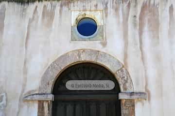 Iglesia de Santo Adriano de Tuñón