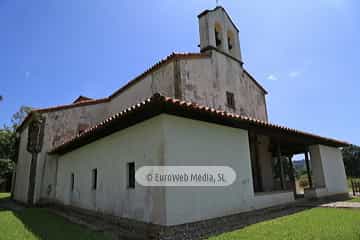 Iglesia de Santiago El Mayor de Sariego