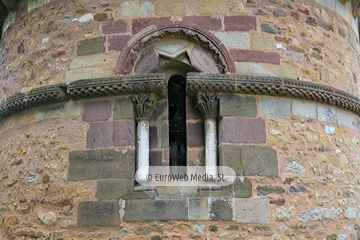 Iglesia de San Esteban de Aramil