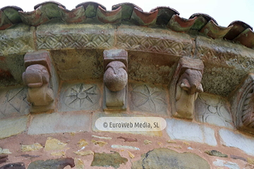 Iglesia de San Esteban de Aramil