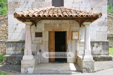 Iglesia de San Pedro de Pola de Somiedo