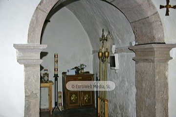 Iglesia de San Pedro de Pola de Somiedo