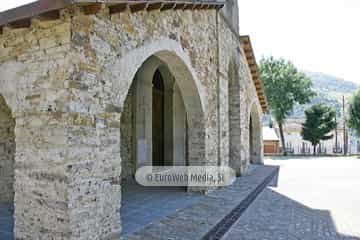 Iglesia de San Martín Obispo de Taramundi