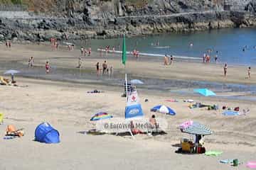 Playa Salinas (Luarca). Playa Salinas