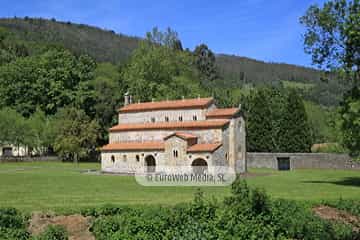 Exteriores. Iglesia de San Salvador de Valdediós