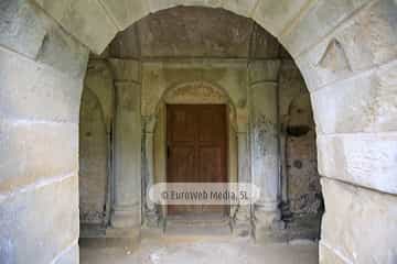 Interiores. Iglesia de San Salvador de Valdediós