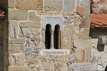 Exteriores. Iglesia de San Salvador de Valdediós