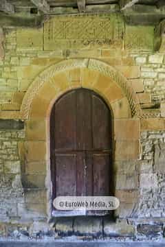 Iglesia de San Andrés de Valdebárzana