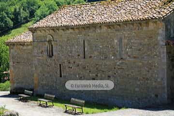 Iglesia de San Andrés de Valdebárzana