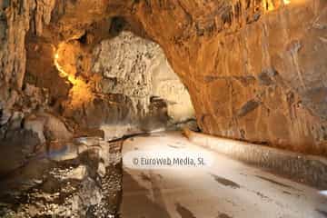 La Cuevona de Cuevas