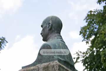 Escultura «Monumento a Manuel García Junceda»