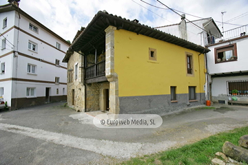 Exteriores. Casa de aldea Moradiellos