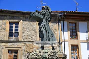 Escultura «Monumento a Obdulio Fernández Pando»