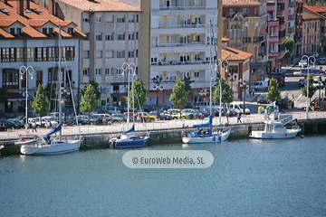 Paseo del Muelle de Ribadesella. Paseo Marítimo Princesa Letizia