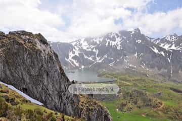 PR AS-15.1. Ruta Lago del Valle