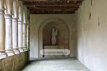 Interiores. Monasterio de Santa María de Valdediós