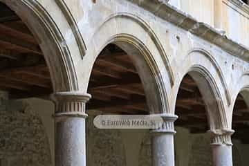 Interiores. Monasterio de Santa María de Valdediós