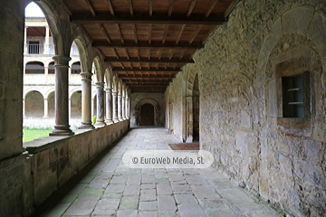 Interiores. Monasterio de Santa María de Valdediós