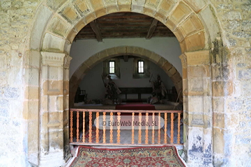 Interiores. Monasterio de Santa María de Valdediós