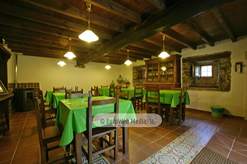 Salón comedor. Apartamentos rurales Casería El Hondrigu