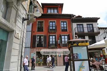 Calle Mayor de Cangas del Narcea