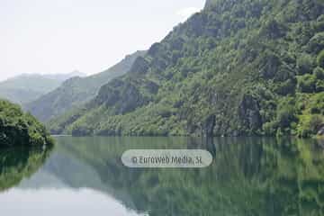 Embalse de Tanes