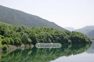 Embalse de Tanes