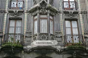 Edificio calle Cabrales, 88