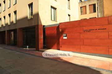 Edificio de oficinas y sede del Colegio de Abogados de Oviedo