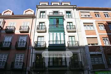 Edificio calle Campomanes, 6 y 8