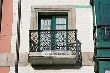 Edificio calle Campomanes, 6 y 8