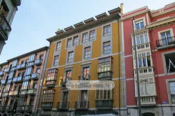 Edificio calle Campomanes, 11 y 13