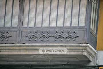 Edificio calle Campomanes, 11 y 13
