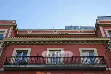 Edificio calle Campomanes, 11 y 13