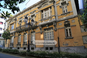 Edificio calle Martínez Marina, 13