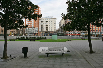 Escultura «Cubo»