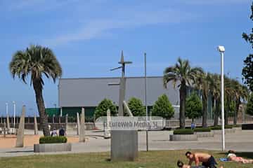 Escultura «Andarín»