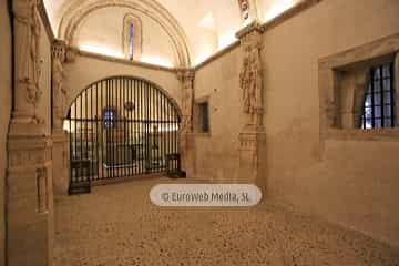 Cámara Santa. Cámara Santa en la Catedral de Oviedo