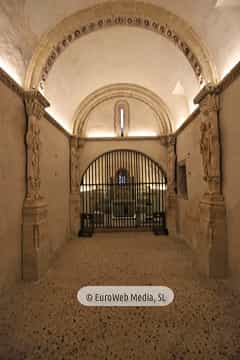 Cámara Santa. Cámara Santa en la Catedral de Oviedo