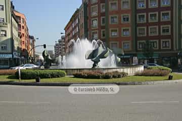 Escultura «Palomas»