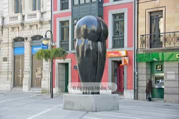 Escultura «Culis monumentalibus»