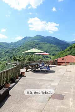 Terraza. Apartamentos rurales La Escuela