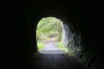 Túneles de la Senda peatonal-Vía verde de Loredo (La Pereda - Loredo - Vega San Pedro). Túneles de la Senda peatonal-Vía verde de Loredo