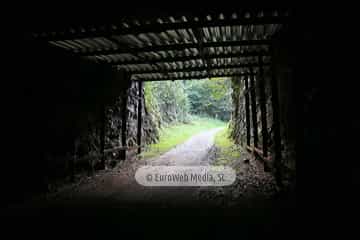 Túneles de la Senda peatonal-Vía verde de Loredo (La Pereda - Loredo - Vega San Pedro). Túneles de la Senda peatonal-Vía verde de Loredo